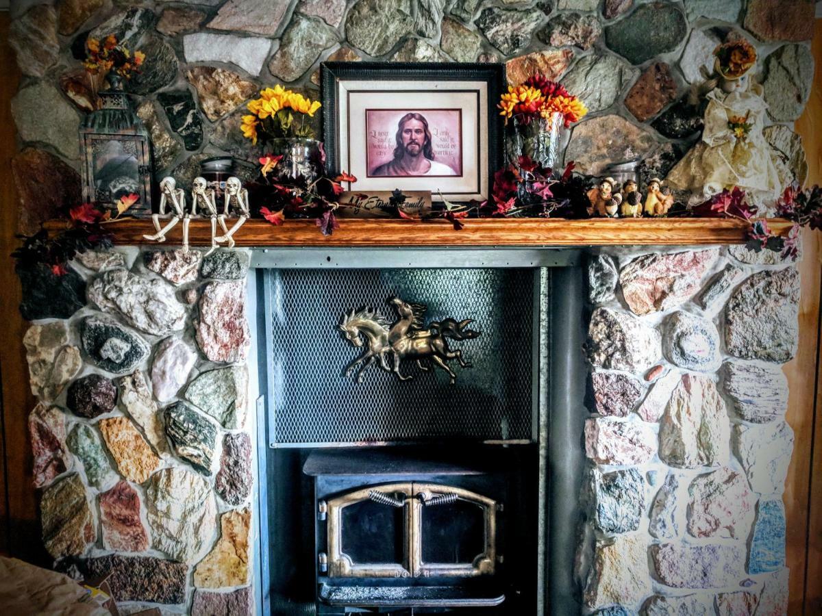 Three Bears Inn Saint Anthony Exteriér fotografie